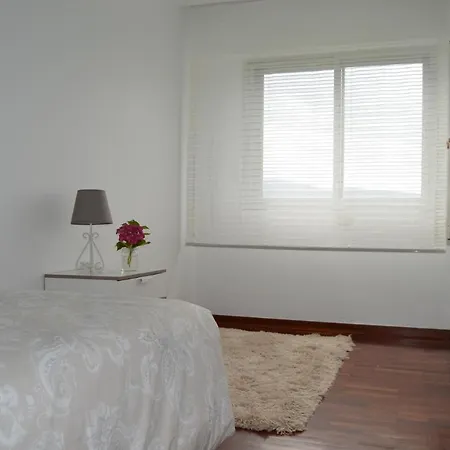 Coqueto Apartamento En Los Salones Del Lerez 庞特维德拉