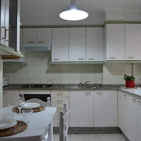 Coqueto Apartamento En Los Salones Del Lerez *